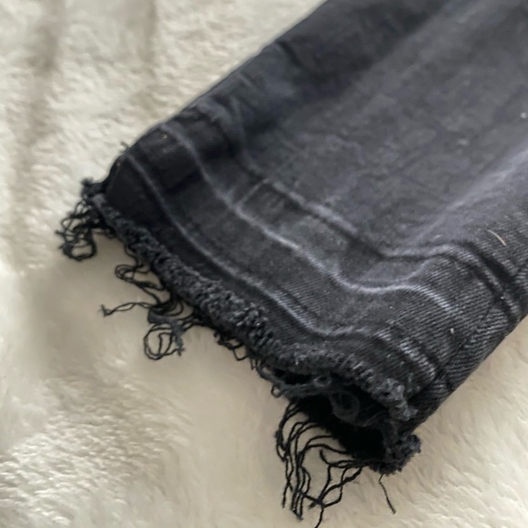 Zara Skinny Black Distressed Hem Jeans - Picture 4 of 4